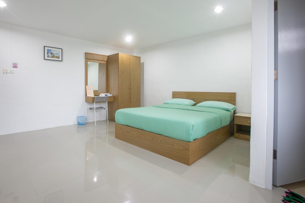 Chamnan Residence Hat Yai Bagian luar foto